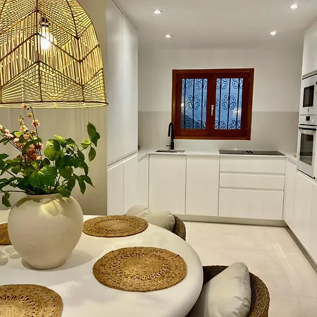 Apartman Beachfront Bliss *