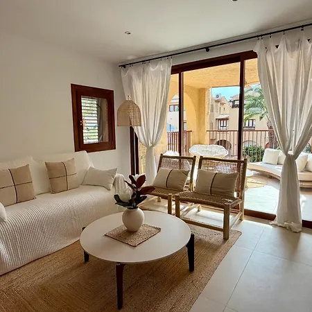 Apartman Beachfront Bliss