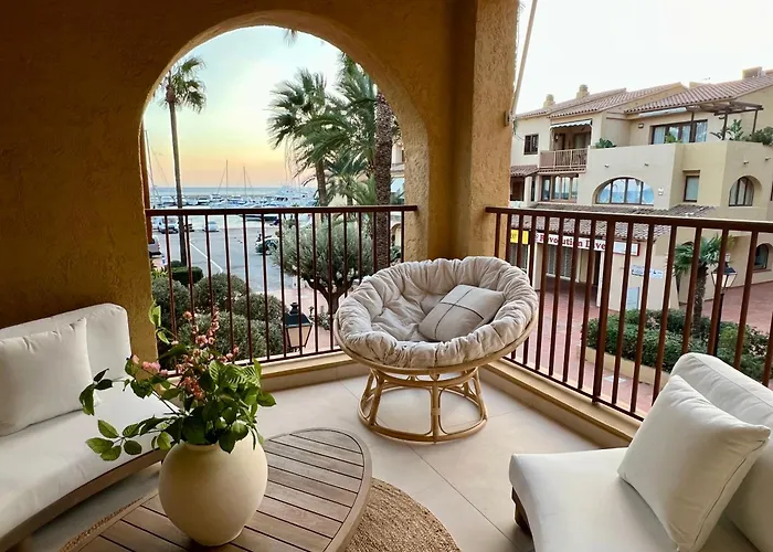 Beachfront Bliss * Altea